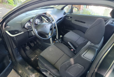 Peugeot 207  207 1.4 16V (70 KW / 95 CV) / IDÉAL JEUNE PERMIS