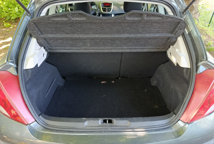 Peugeot 207  207 1.4 16V (70 KW / 95 CV) / IDÉAL JEUNE PERMIS