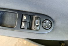 Peugeot 207  207 1.4 16V (70 KW / 95 CV) / IDÉAL JEUNE PERMIS