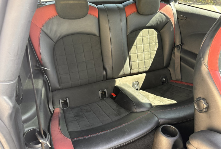 Mini Mini (F56) 3 Portes JCW (JOHN COOPER WORKS) 2.0 i 16V 231 cv Boîte auto