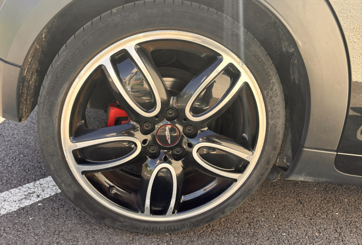 Mini Mini (F56) 3 Portes JCW (JOHN COOPER WORKS) 2.0 i 16V 231 cv Boîte auto