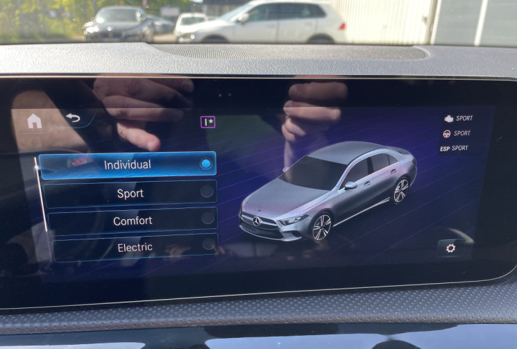 Mercedes Classe A Berline 250 e 1.3 Ti PHEV 8G-DCT *Entretien Mercedes*Caméra de recul* Radar Av Ar