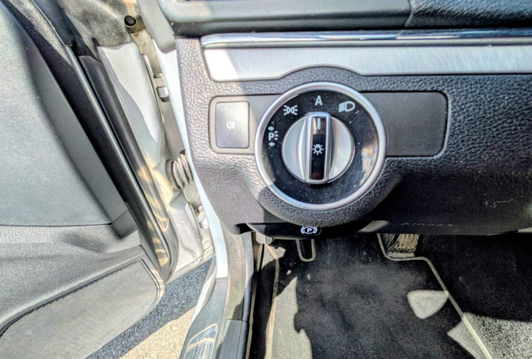 Mercedes CLASSE E Coupé 220 CDi 2.1 BlueEFFICIENCY 170 EXECUTIVE    GARANTIE 12 MOIS 