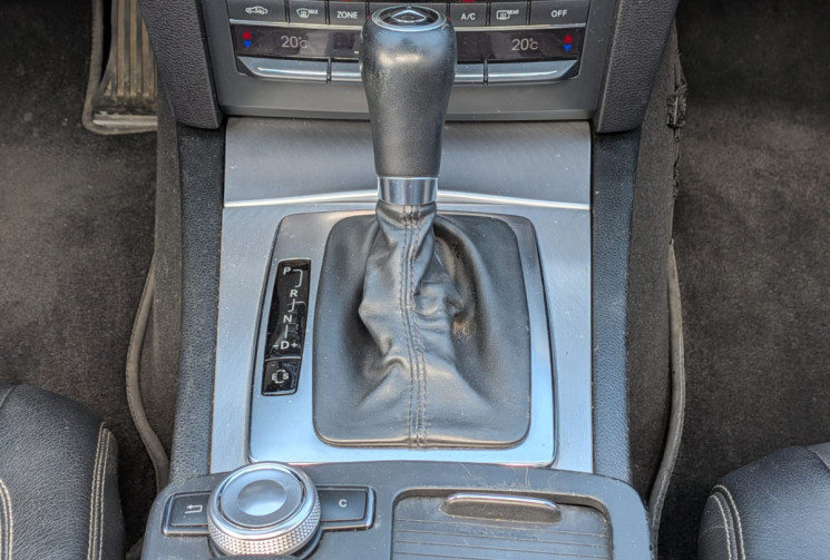 Mercedes CLASSE E Coupé 220 CDi 2.1 BlueEFFICIENCY 170 EXECUTIVE    GARANTIE 12 MOIS 