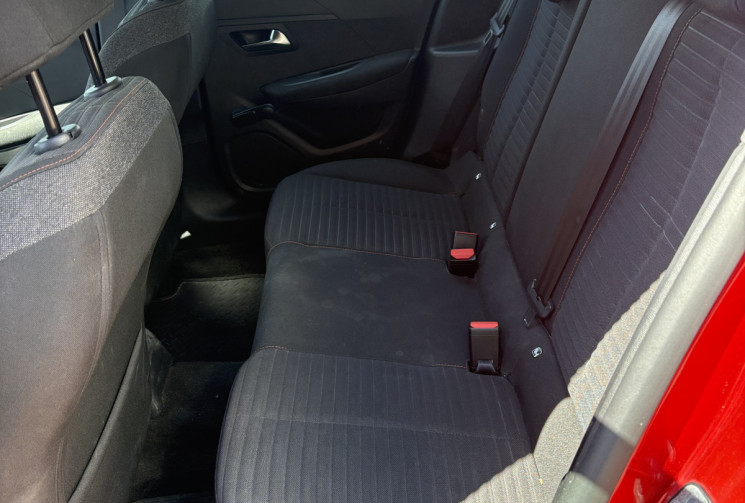 Peugeot 208 1.2i 75cv Style / CarPlay / 1ere main / 24000km / très bon état / 2022