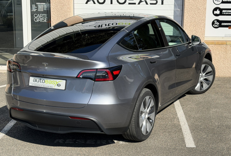 Tesla Model Y Standard RWD 300 ch / Première main / SOH 95%