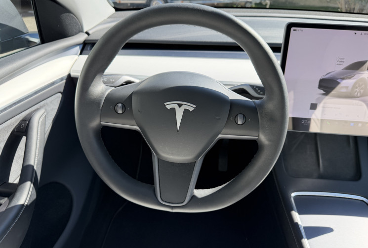 Tesla Model Y Standard RWD 300 ch / Première main / SOH 95%