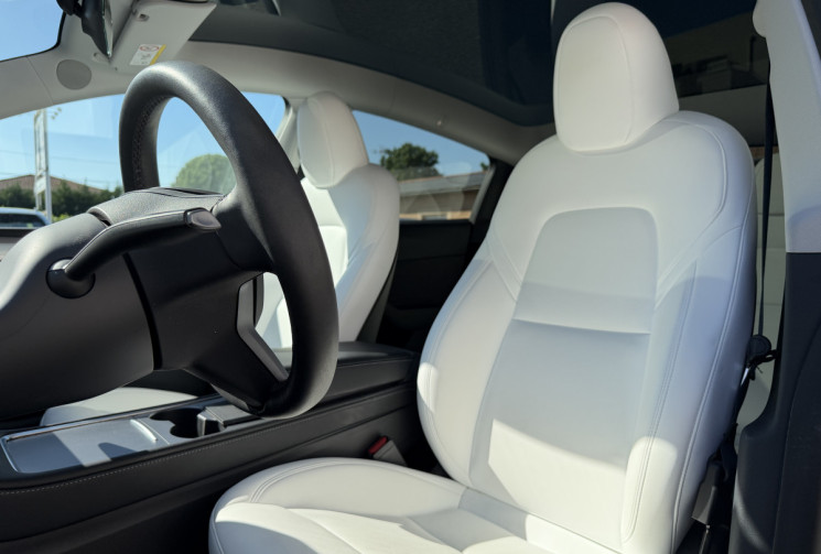 Tesla Model Y Standard RWD 300 ch / Première main / SOH 95%