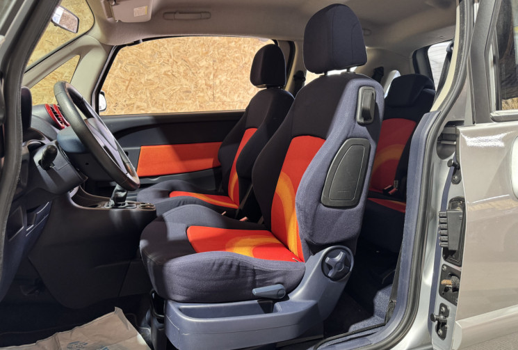 Peugeot 1007 GARANTIE 1 AN sporty 1.4 16V