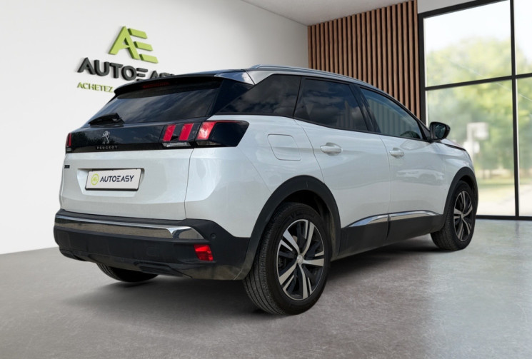 Peugeot 3008 1.5 BLUEHDI 130 ALLURE BVM6 / CARPLAY / CAMERA