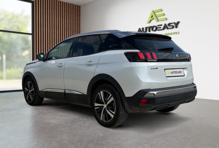 Peugeot 3008 1.5 BLUEHDI 130 ALLURE BVM6 / CARPLAY / CAMERA