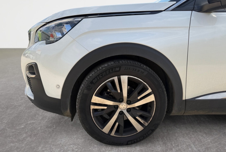 Peugeot 3008 1.5 BLUEHDI 130 ALLURE BVM6 / CARPLAY / CAMERA