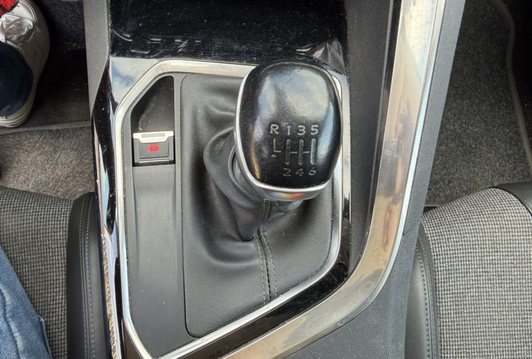 Peugeot 3008 1.5 BLUEHDI 130 ALLURE BVM6