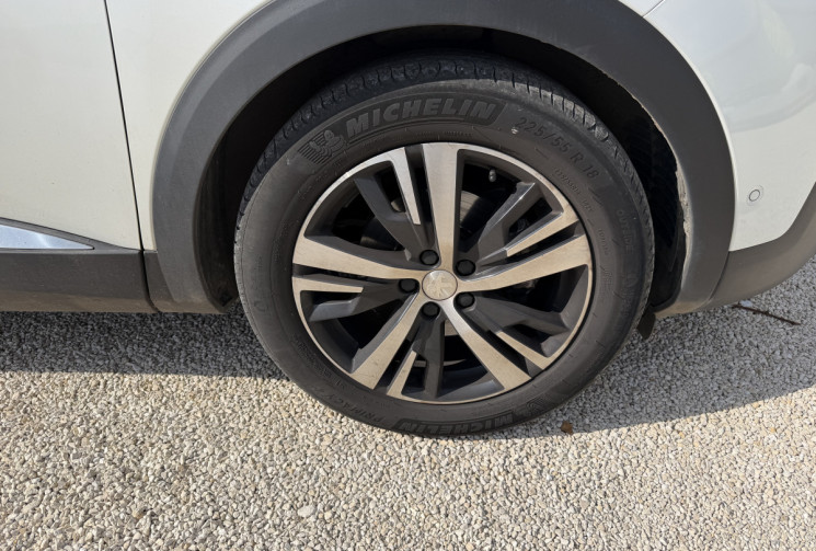 Peugeot 3008 1.5 BLUEHDI 130 ALLURE BVM6