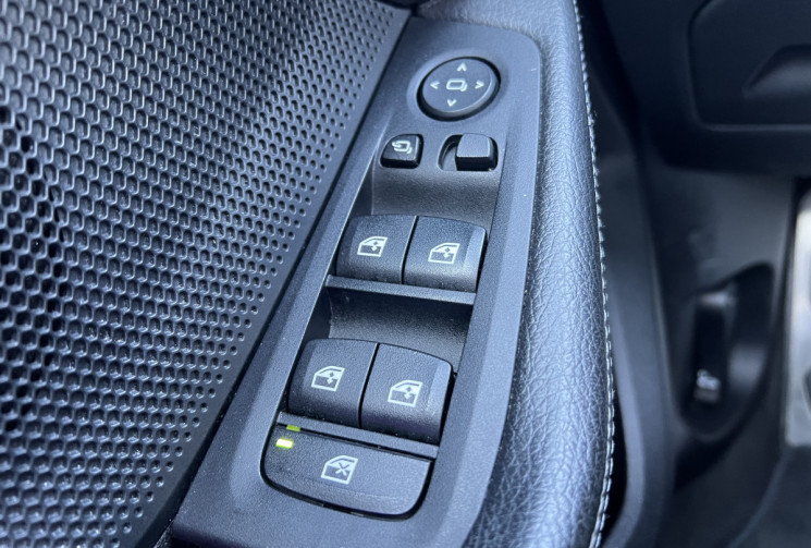 BMW Série 1 118dA 150ch M Sport F40