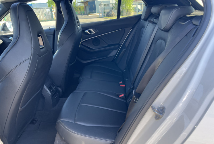 BMW Série 1 118dA 150ch M Sport F40