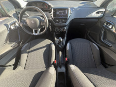 Peugeot 208 1.2 PureTech 82 ch Style / Première main / Suivi complet / Distribution Embrayage OK