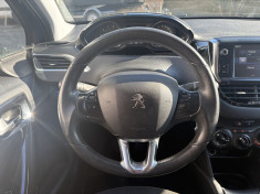 Peugeot 208 1.2 PureTech 82 ch Style / Première main / Suivi complet / Distribution Embrayage OK