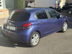 Peugeot 208 1.2 PureTech 82 ch Style / Première main / Suivi complet / Distribution Embrayage OK