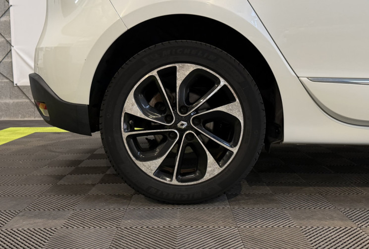 Renault Scénic TCE 130 Energy Bose édition
