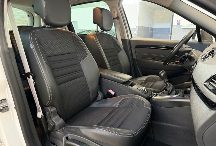 Renault Scénic TCE 130 Energy Bose édition