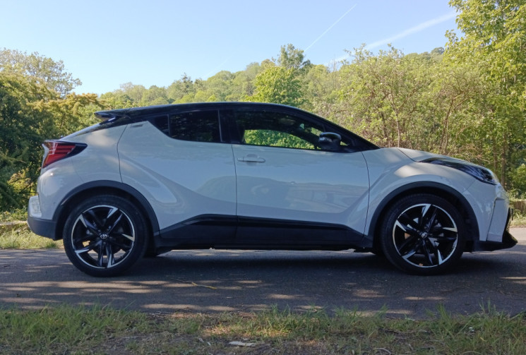 Toyota C-HR 1.8 VVT-i GR SPORT 122 HSD / Boîte Auto / Entretien Full Toyota / 1ERE MAIN