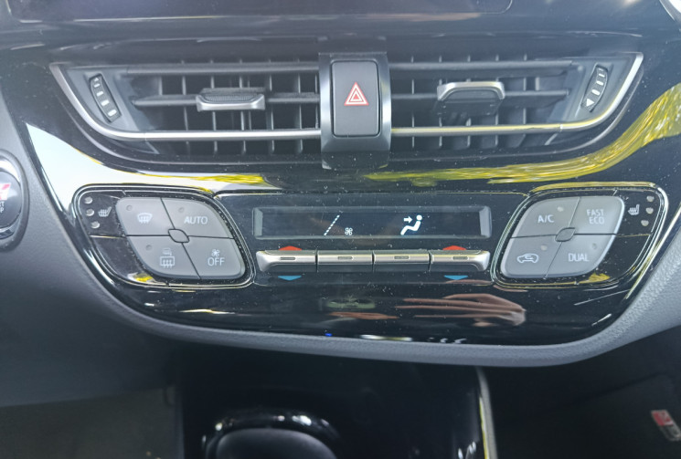 Toyota C-HR 1.8 VVT-i GR SPORT 122 HSD / Boîte Auto / Entretien Full Toyota / 1ERE MAIN