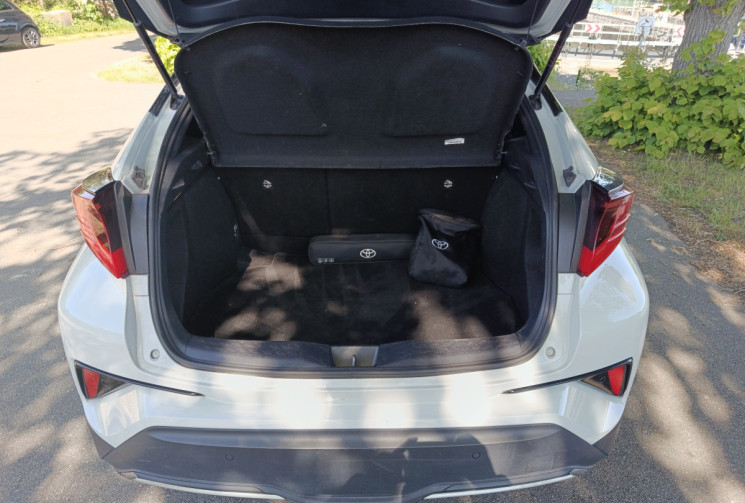 Toyota C-HR 1.8 VVT-i GR SPORT 122 HSD / Boîte Auto / Entretien Full Toyota / 1ERE MAIN