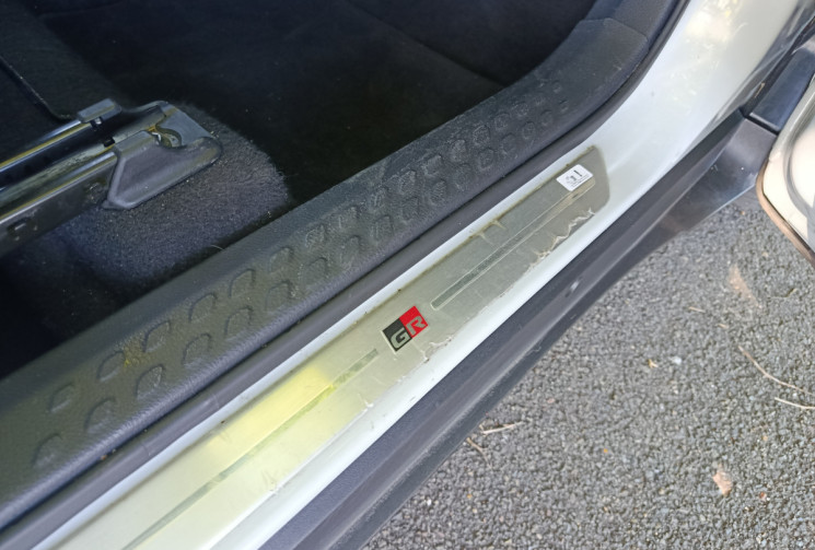 Toyota C-HR 1.8 VVT-i GR SPORT 122 HSD / Boîte Auto / Entretien Full Toyota / 1ERE MAIN