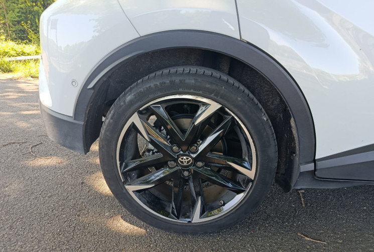 Toyota C-HR 1.8 VVT-i GR SPORT 122 HSD / Boîte Auto / Entretien Full Toyota / 1ERE MAIN