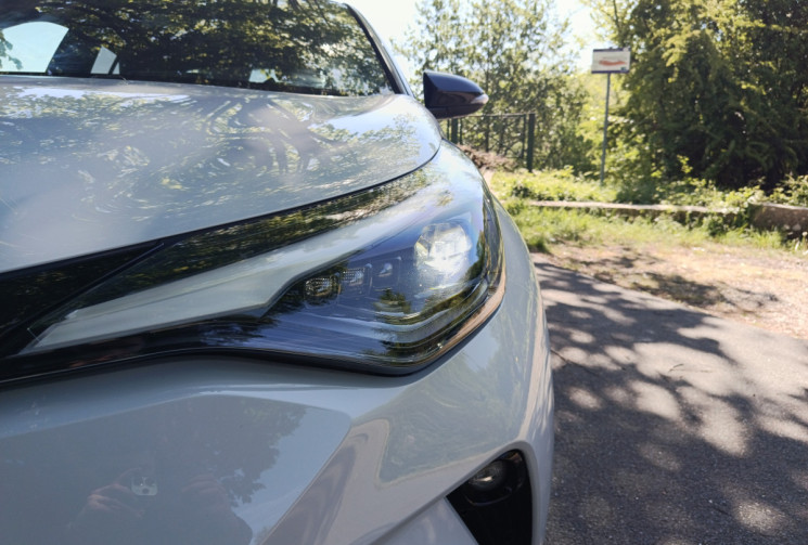 Toyota C-HR 1.8 VVT-i GR SPORT 122 HSD / Boîte Auto / Entretien Full Toyota / 1ERE MAIN