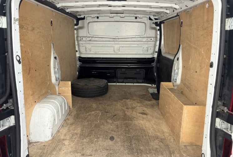 Renault Trafic L1H1 1000 1.6 DCI Energy 120 CV entretien a jour*premiere mains*Pneus neufs 