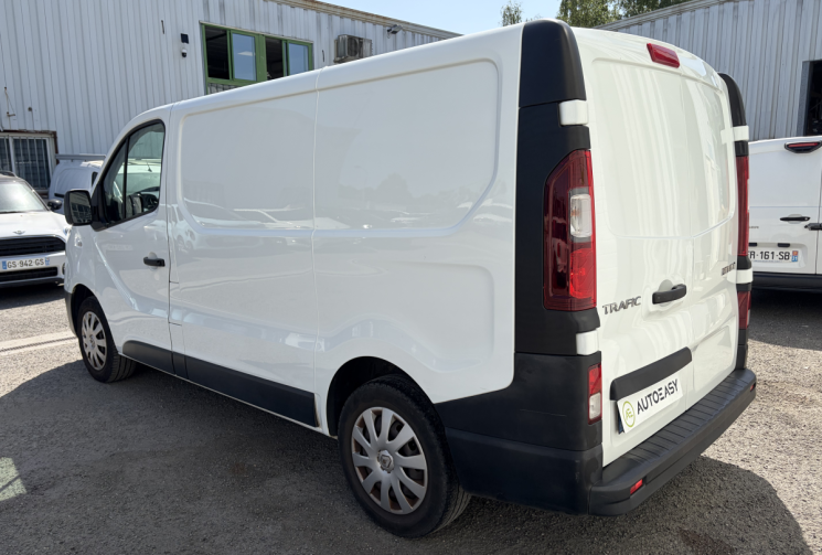 Renault Trafic L1H1 1000 1.6 DCI Energy 120 CV entretien a jour*premiere mains*Pneus neufs 