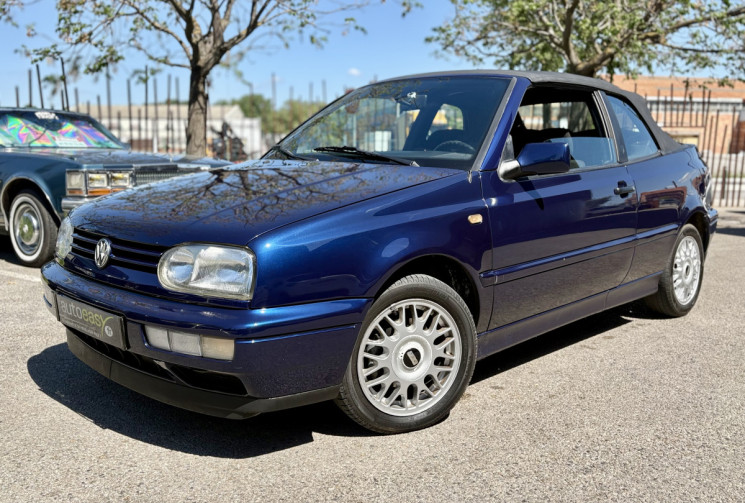Volkswagen Golf III 3 Cabriolet 1.8 90cv BON JOVI / Révisée avec distribution neuve / 