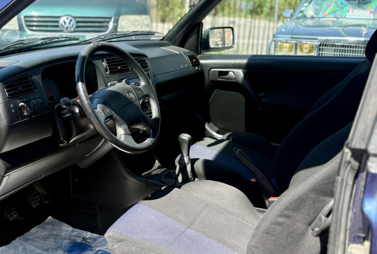 Volkswagen Golf III 3 Cabriolet 1.8 90cv BON JOVI / Révisée avec distribution neuve / 