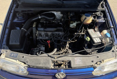 Volkswagen Golf III 3 Cabriolet 1.8 90cv BON JOVI / Révisée avec distribution neuve / 