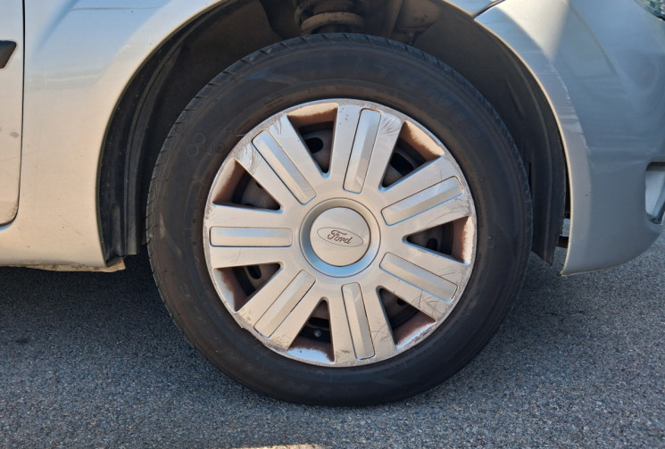 Ford Fiesta 1.3 69cv Ambiente