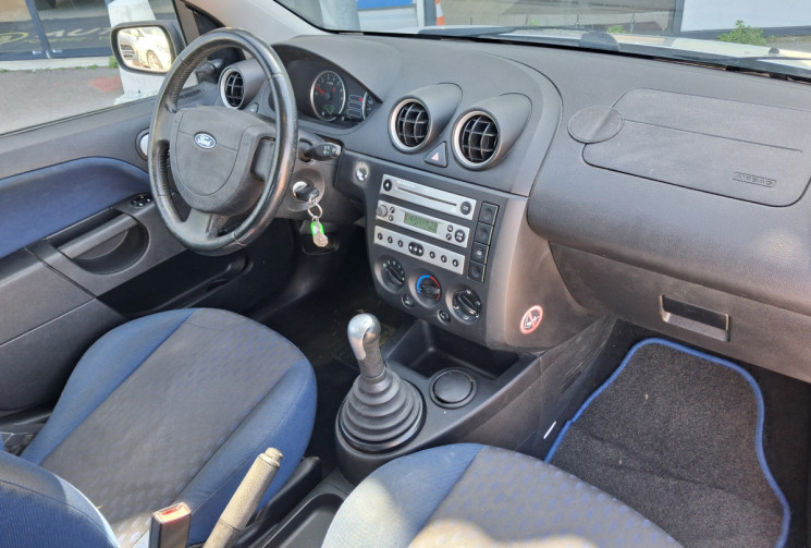 Ford Fiesta 1.3 69cv Ambiente