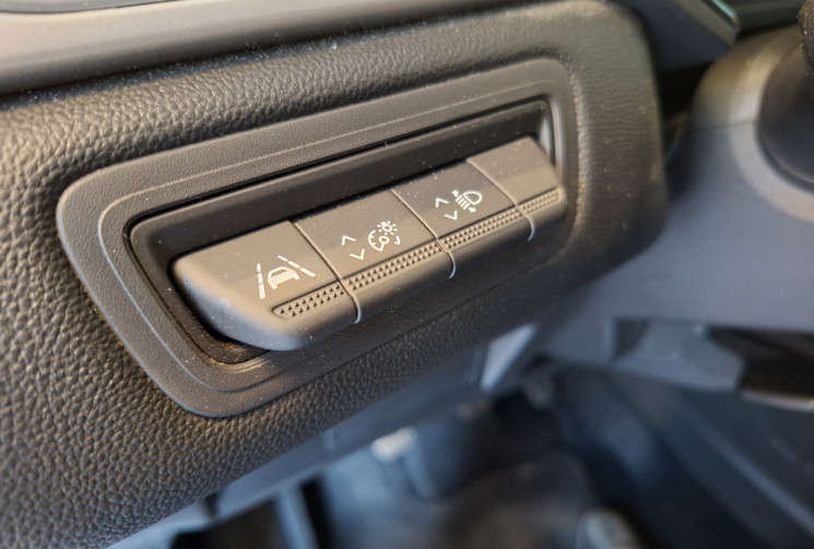 Renault Captur 1.3 TCE 140 MILD HYBRIDE TECHNO