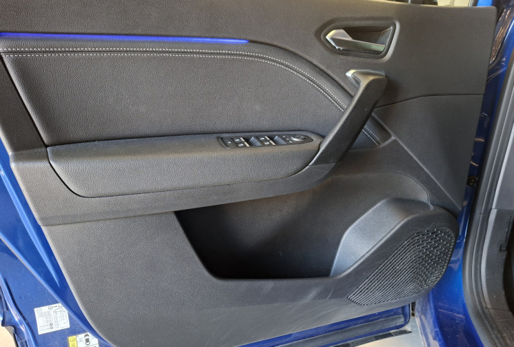 Renault Captur 1.3 TCE 140 MILD HYBRIDE TECHNO