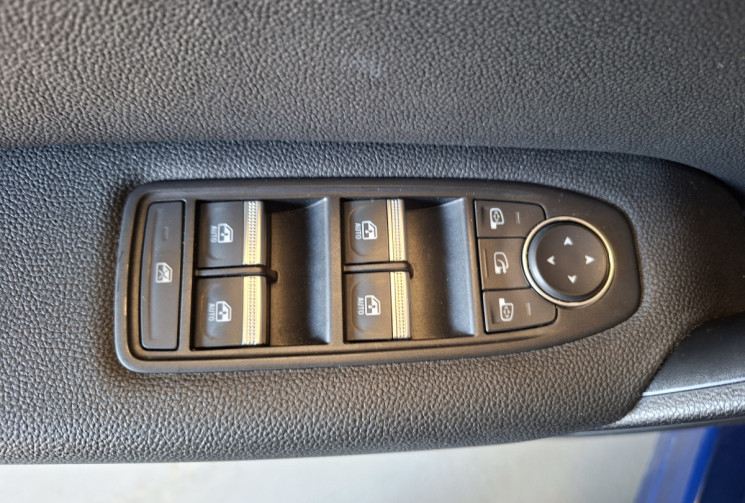 Renault Captur 1.3 TCE 140 MILD HYBRIDE TECHNO