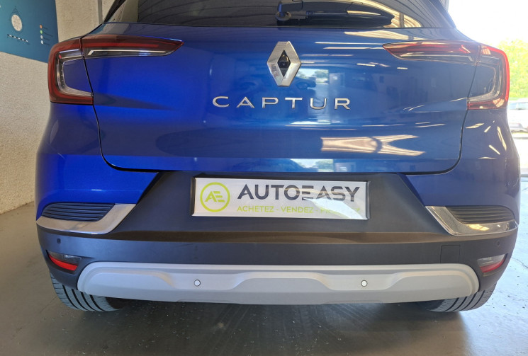 Renault Captur 1.3 TCE 140 MILD HYBRIDE TECHNO