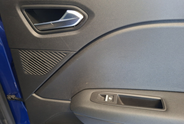 Renault Captur 1.3 TCE 140 MILD HYBRIDE TECHNO