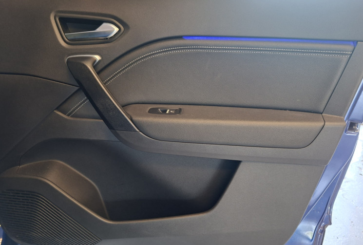 Renault Captur 1.3 TCE 140 MILD HYBRIDE TECHNO