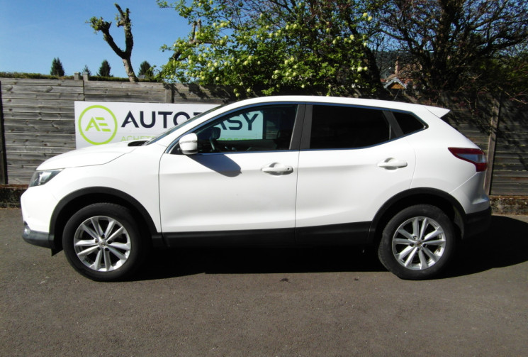 Nissan Qashqai QASHQAI 1.5 DCI 110 CONNECT EDITION TOIT PANO ATTELAGE