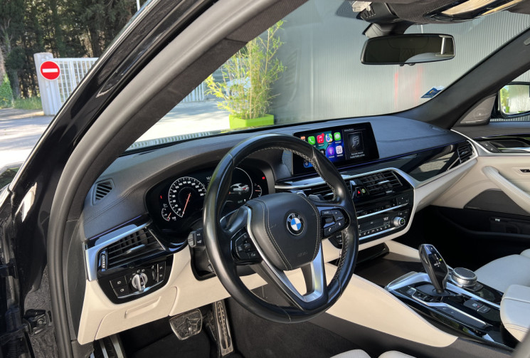BMW Série 5 540d xDrive 320 BVA8 M Sport / Harman Kardon / Toit Ouvrant / Suspension Adaptative /HUD