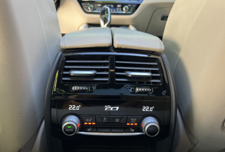 BMW Série 5 540d xDrive 320 BVA8 M Sport / Harman Kardon / Toit Ouvrant / Suspension Adaptative /HUD