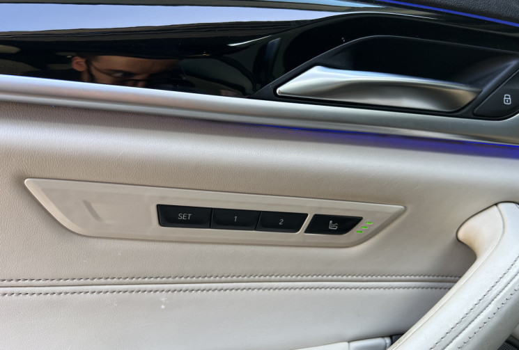 BMW Série 5 540d xDrive 320 BVA8 M Sport / Harman Kardon / Toit Ouvrant / Suspension Adaptative /HUD