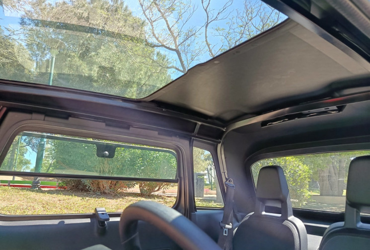 Citroën Ami  - 5.400 km - 1ère Main - Toit Pano. - Révision faite  - Pack déco Rouge