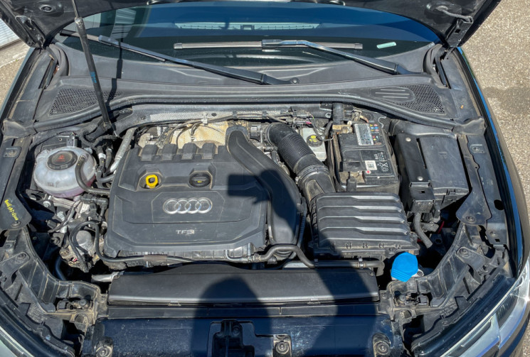 Audi A3 SPORTBACK Série 3 Phase 2 Sportback 1.5 TFSI 16V S&S 150 cv SPORT 